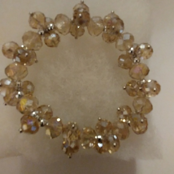 Gold Metallic Crystal Bracelet - Picture 5 of 8